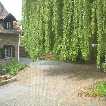 B&B De Dubbelmolen Tongeren Esterno foto