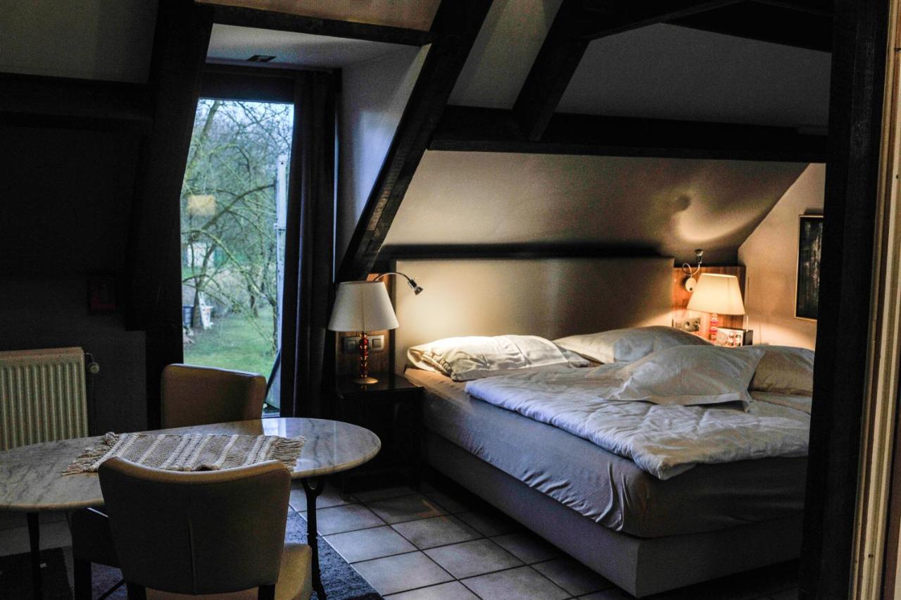 B&B De Dubbelmolen Tongeren Esterno foto