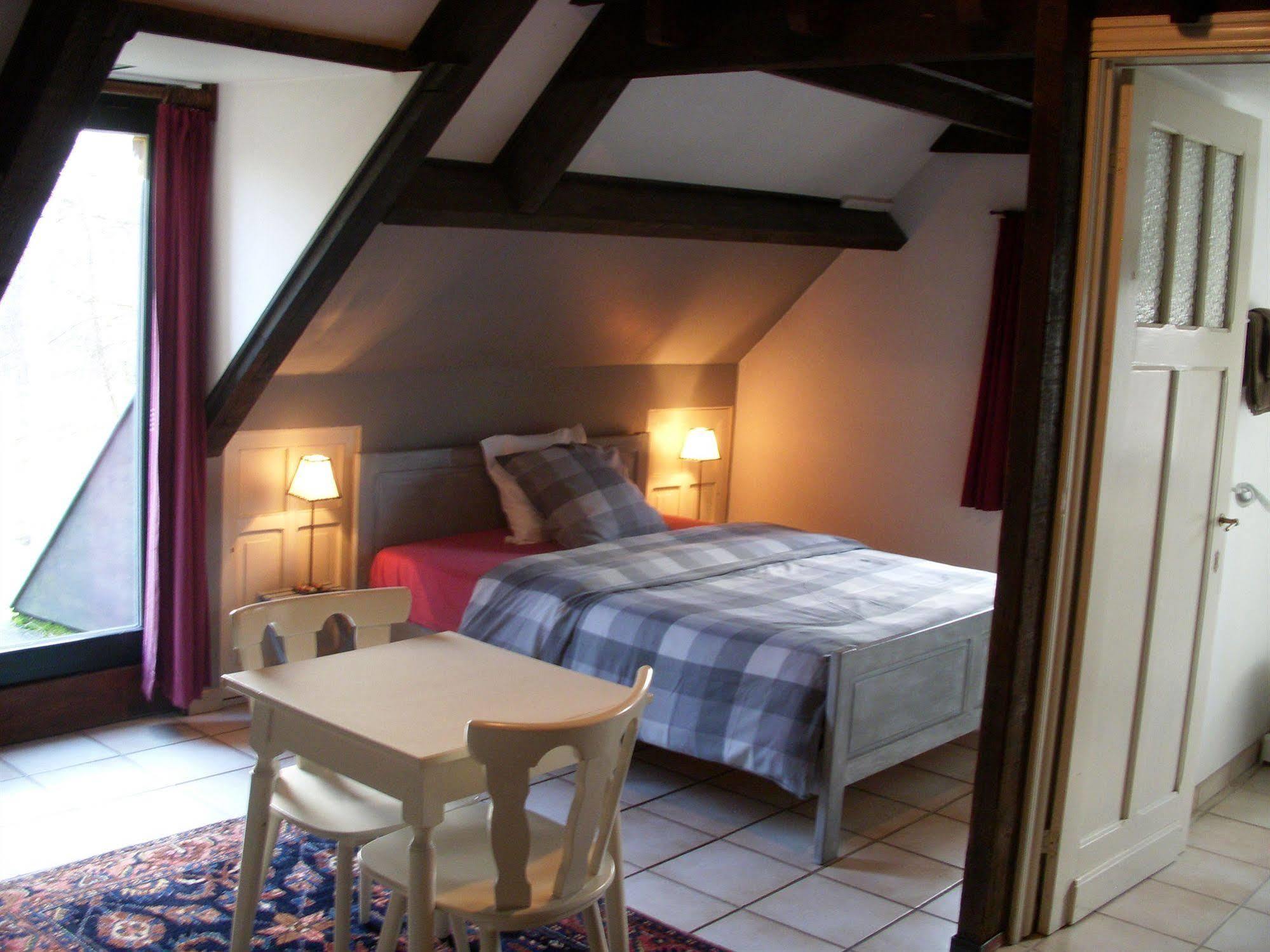 B&B De Dubbelmolen Tongeren Esterno foto